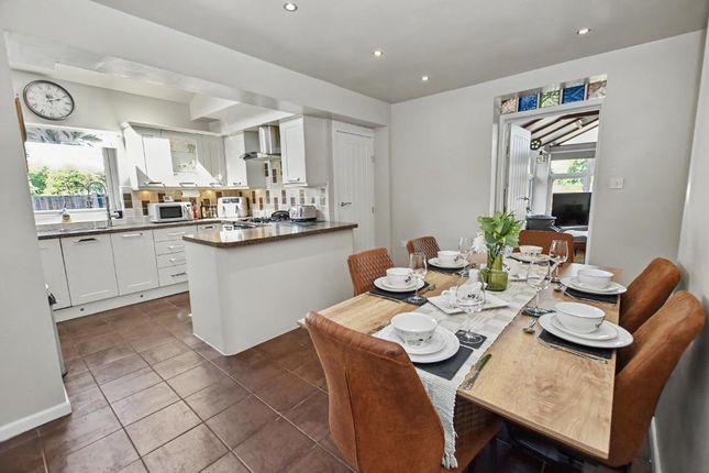 16, Kingsmill Avenue, Whalley photo 4
