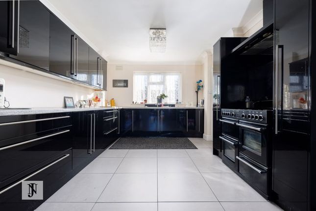 Terraced house for sale in The Fairway, Southgate