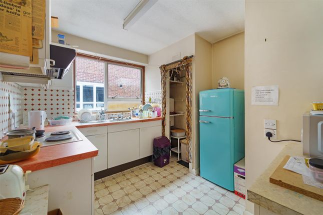 Flat for sale in South Park Road, London