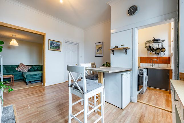 Flat 3/1, 29 Milnbank Street, Dennistoun, Glasgow photo 4