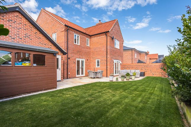9 Kestrel Drive, Holt photo 4