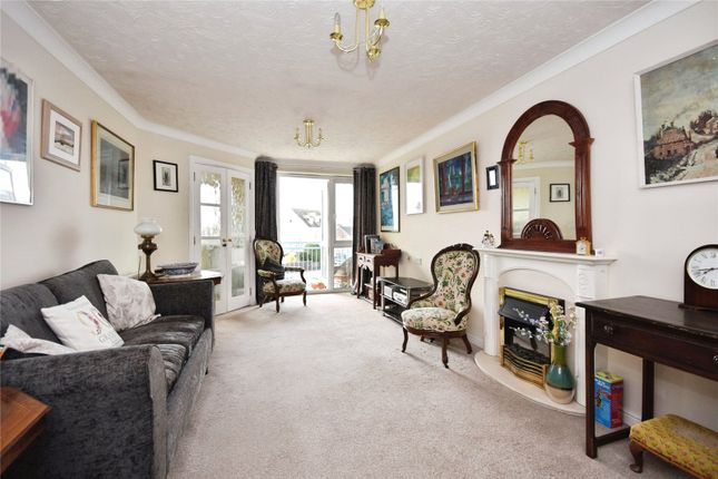 39, Admirals Court, Exmouth photo 3