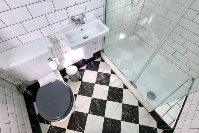 109A, Brixton Hill, London photo 3