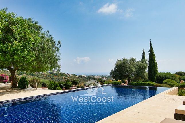 Villa for sale in Aphrodite Hills, Paphos, Cyprus