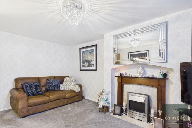 Scalby Road, Scarborough photo 3