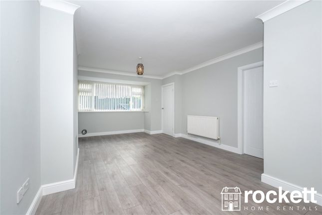 28, Dartford Place, Staffordshire photo 4