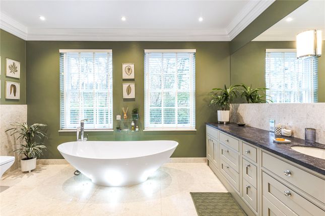 En Suite Bathroom