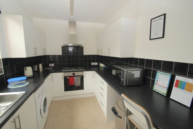 14, Semilong Road, Northampton photo 3