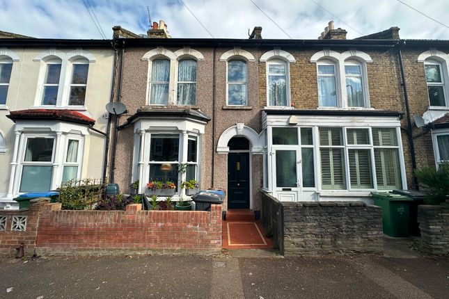 Thumbnail Flat to rent in Hazelwood Road, London