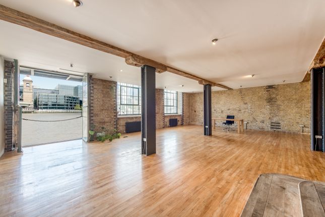 Thumbnail Flat for sale in Clink Street, London