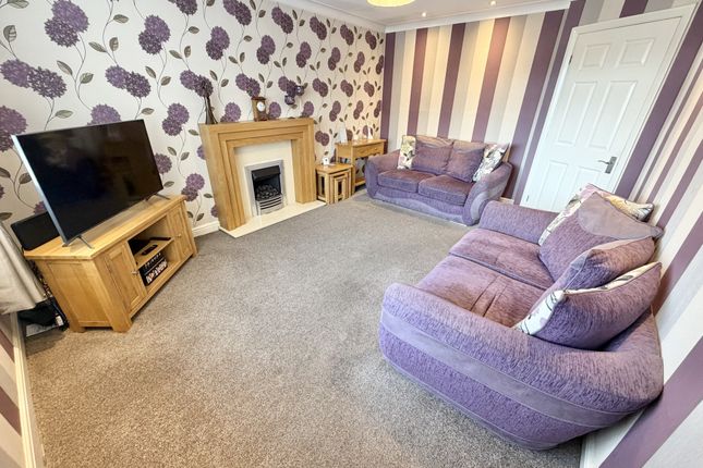 95, Marine Parade, Fleetwood photo 3