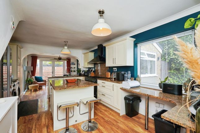 13, Danes Court, Kent photo 4