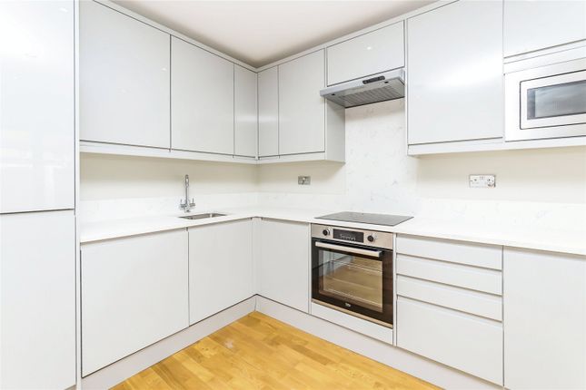 Flat for sale in Norbury Court Road, London