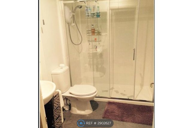 Flat, Buckland Road, Maidstone photo 2