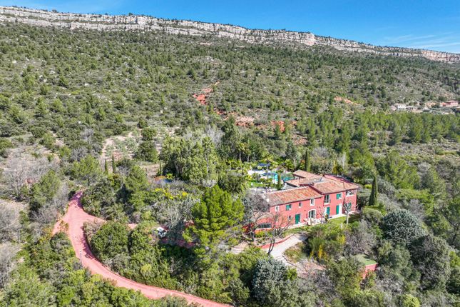 Villa for sale in Aix En Provence, Aix En Provence Area, Provence - Var