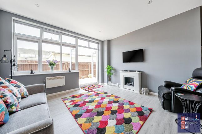 Flat 4, Espoinage Place, Portland photo 3
