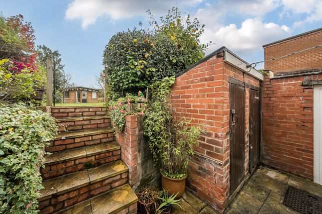 1370330-2-68F77c4...