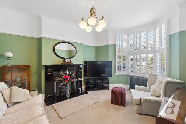 256, Brentwood Road, Romford photo 2