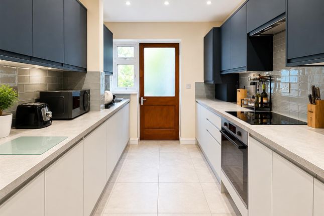 19, Carden Hill, Brighton photo 2