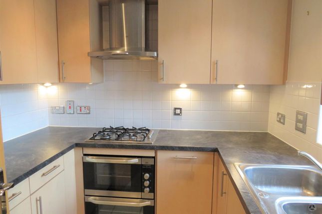 27, Palmerston Way, Hitchin photo 4