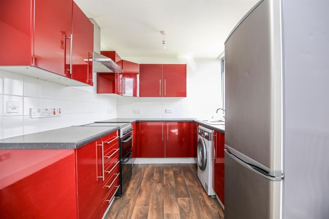 2 bed flat for sale in Park Road, Elswick, Newcastle Upon Tyne NE4