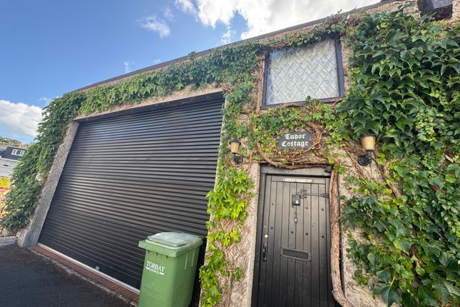 Tudor Cottage, Lime Avenue, Torquay photo 2
