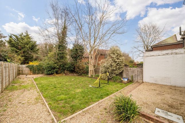 254, Whitton Dene, Isleworth photo 4