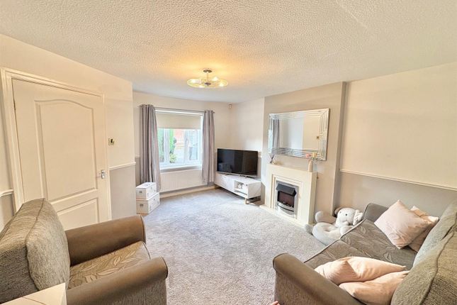 Coningsby Gardens, Lowton photo 2