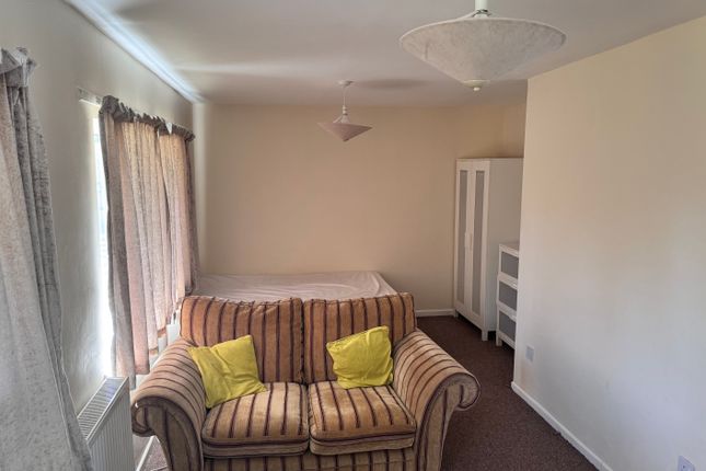 79, Windrush, Banbury photo 4