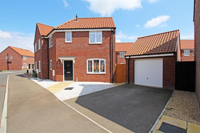 Thumbnail Semi-detached house for sale in Willow Court, Cowbit, Spalding