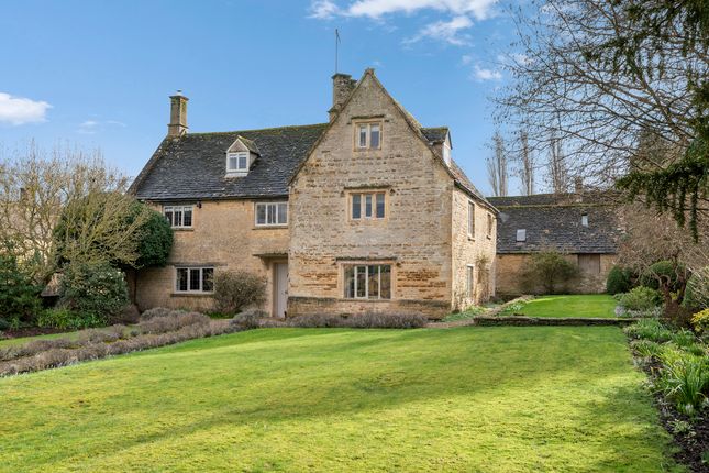 The Green Bledington, Oxfordshire photo 2