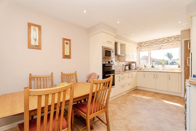 26, Green Lane Estate, Fakenham photo 3