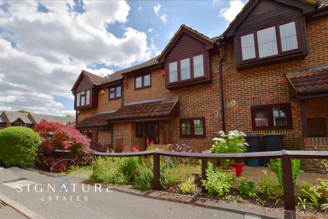 Thumbnail Terraced house for sale in Tooveys Mill Close, Kings Langley