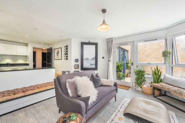 Thumbnail Flat for sale in Falconet Court, 123 Wapping High Street