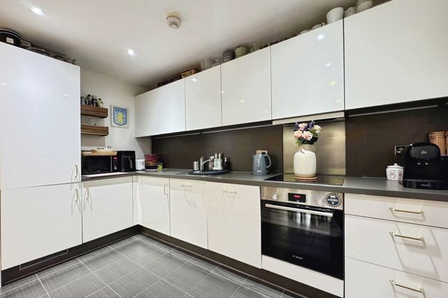 11, Carolina Drive, High Wycombe photo 2