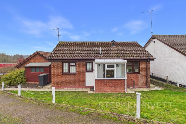 2-bed bungalow on 1, Chequers Rise, Ipswich, £225,000