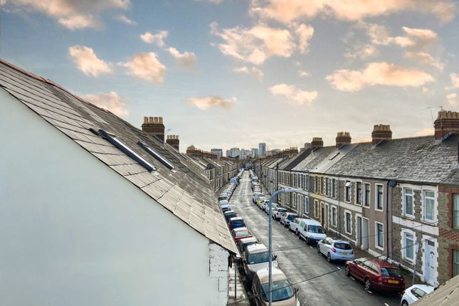 5-bed terraced on 122, Coburn Street, Cardiff, £2,875/mo