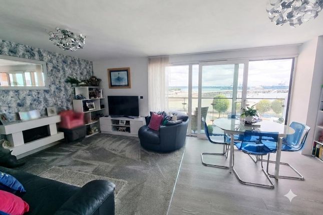 Flat 18, Jacana Court, Rope Quays, Gosport photo 4