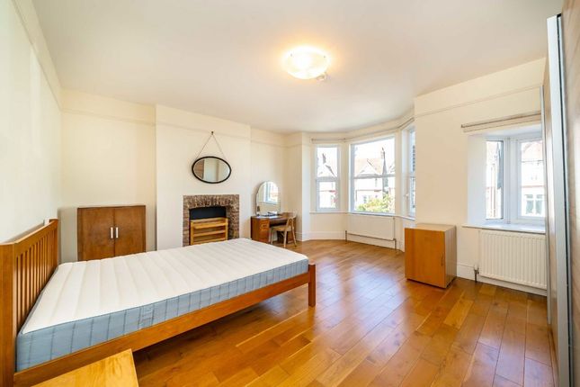 56, Heybridge Avenue, London photo 4