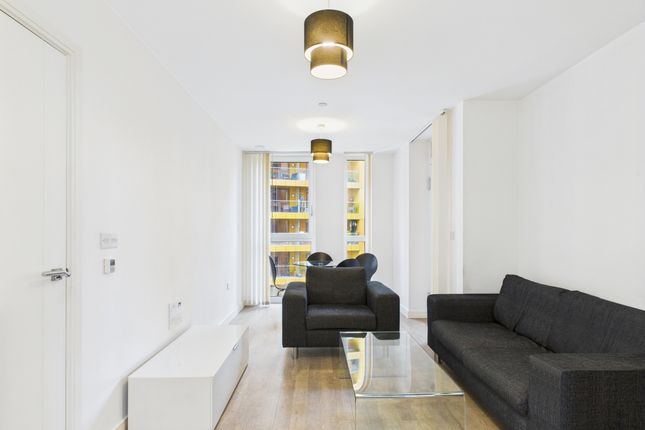 32, Ossel Court, 13, Telegraph Avenue, London photo 2