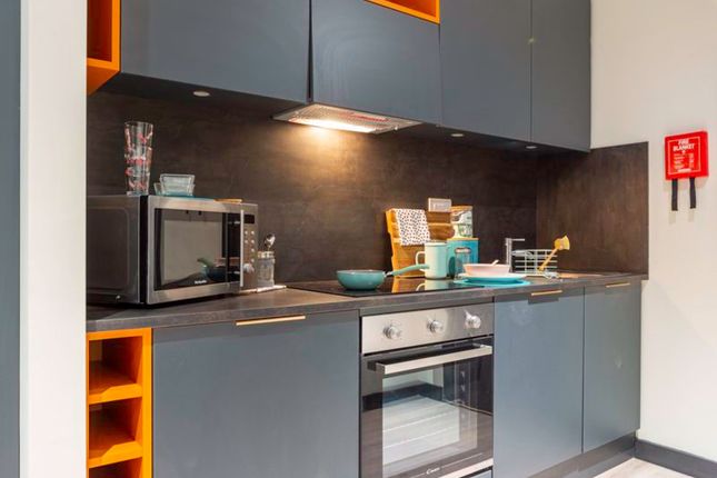 Studio flat on Crown House, Brighton, £1,074/mo