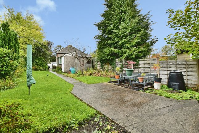 Low Leighton Road, High Peak photo 4