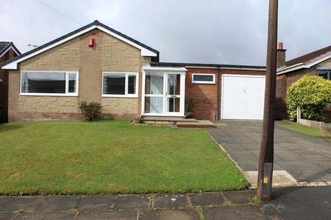 Thumbnail Detached bungalow to rent in Freckleton Drive, Bury