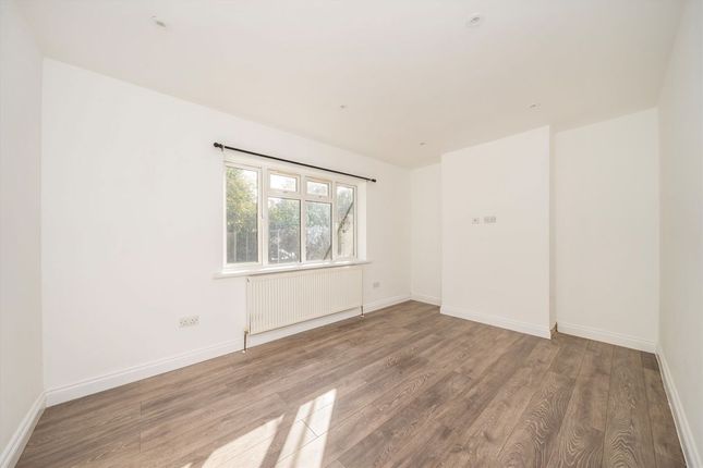 St. Stephens Road, Hounslow photo 4