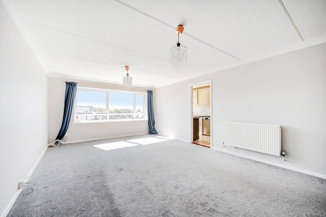 22 Ashleigh Court,, Solomons Hill, Hertfordshire photo 2