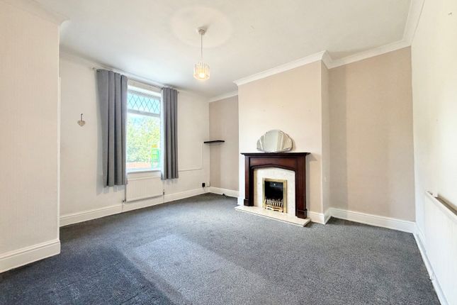 947, Manchester Road, West Yorkshire photo 2