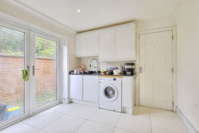 62, Chalcombe Avenue, Northamptonshire photo 4