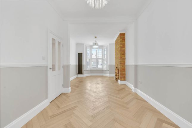 13, Tyndall Road, London photo 3