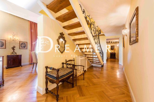 Apartment for sale in Via Bolognese, Firenze, Toscana