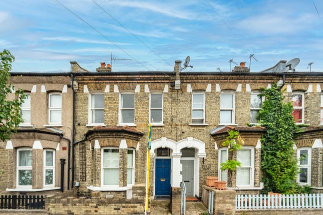 Balfern Street, Battersea photo 3
